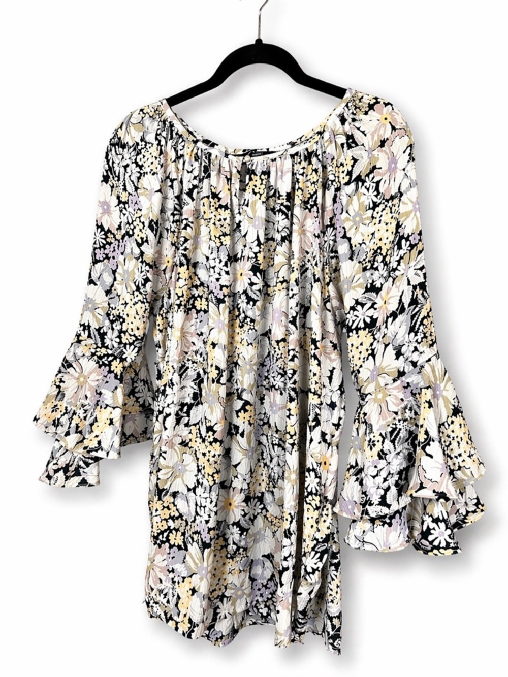 Chaps XL Floral Boho Blouse w/ Keyhole Neck – Flowy Bell Sleeve Top